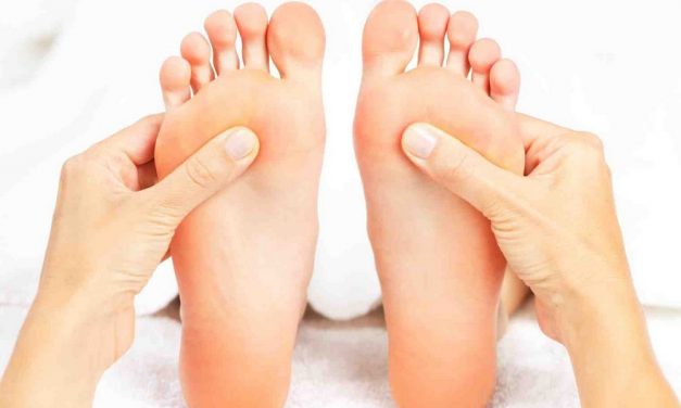 Health Benefits of Foot Massage and Reflexology