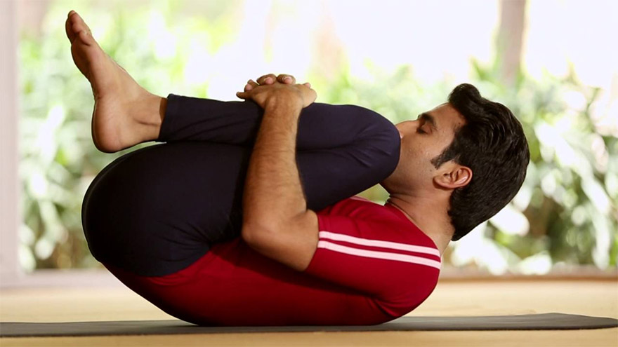 Simple Yoga for Gastric Problems – Pawanmuktasana, Gas Release Pose